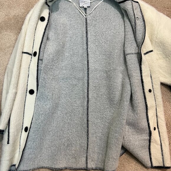 Cyrus Botique Jacket Size Small, lightly used - Picture 3 of 5